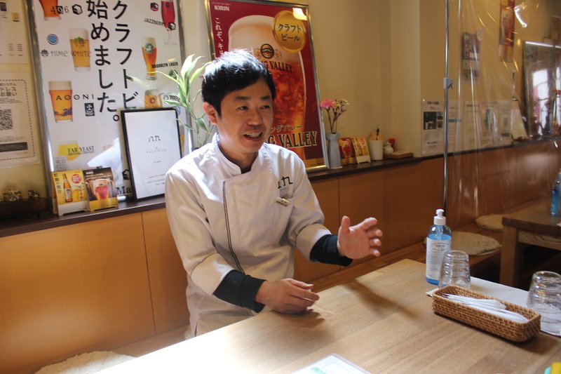 お話を伺った場所は野瀬さんご自身の創作和食の店「八九-HACHIKU-」
